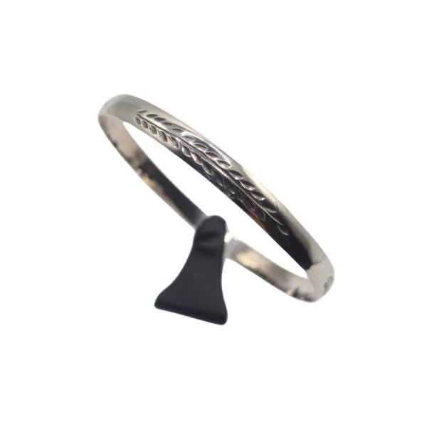 Pulsera plata Trigal