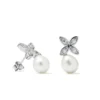 PENDIENTES DE PLATA CON PERLA BLANCA Y FLOR DE CIRCONITAS