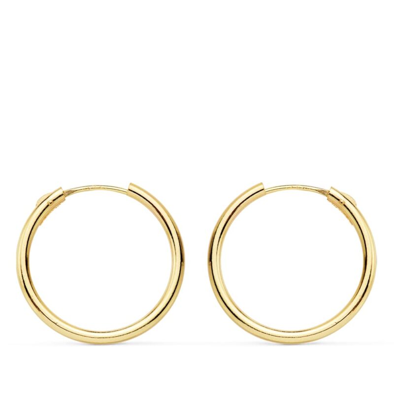 Pendientes de aro de oro amarillo clásicos de tubo redondo