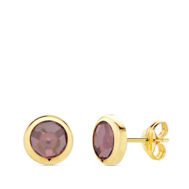 Pendientes de oro amarillo con piedra de color en chatón