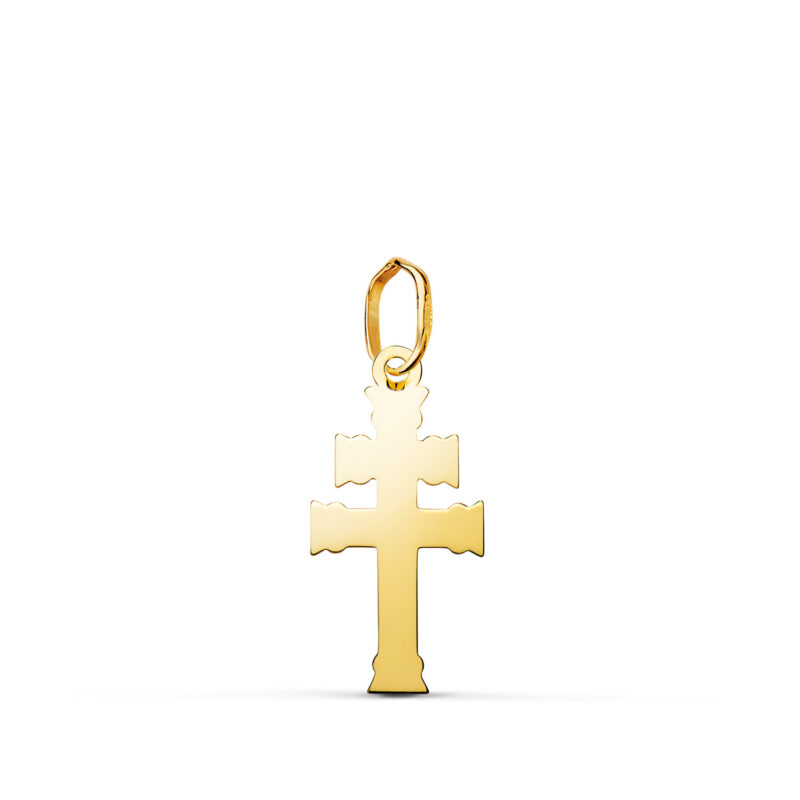 Colgante oro amarillo cruz de Caravaca en brillo